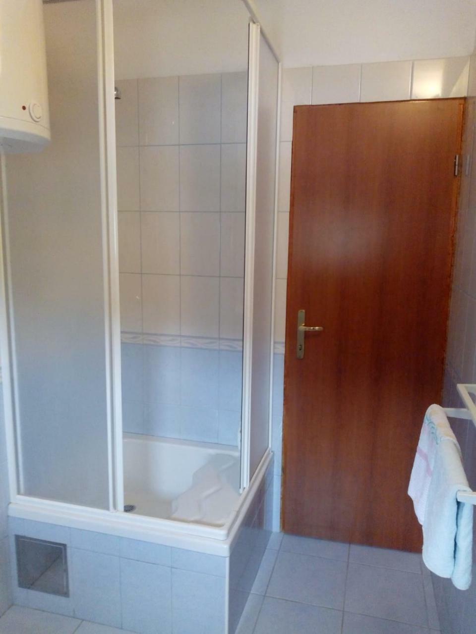 Apartment Zalo Donje Selo na Šolti Exterior foto